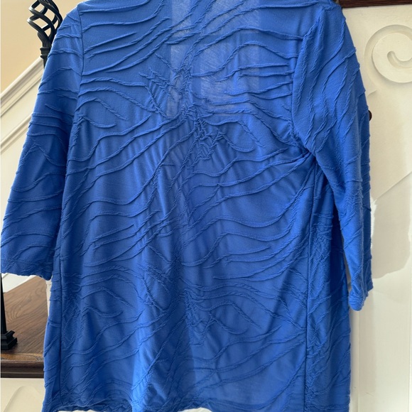 JM Collection Blue Wave Pattern Cardigan - Picture 3 of 3